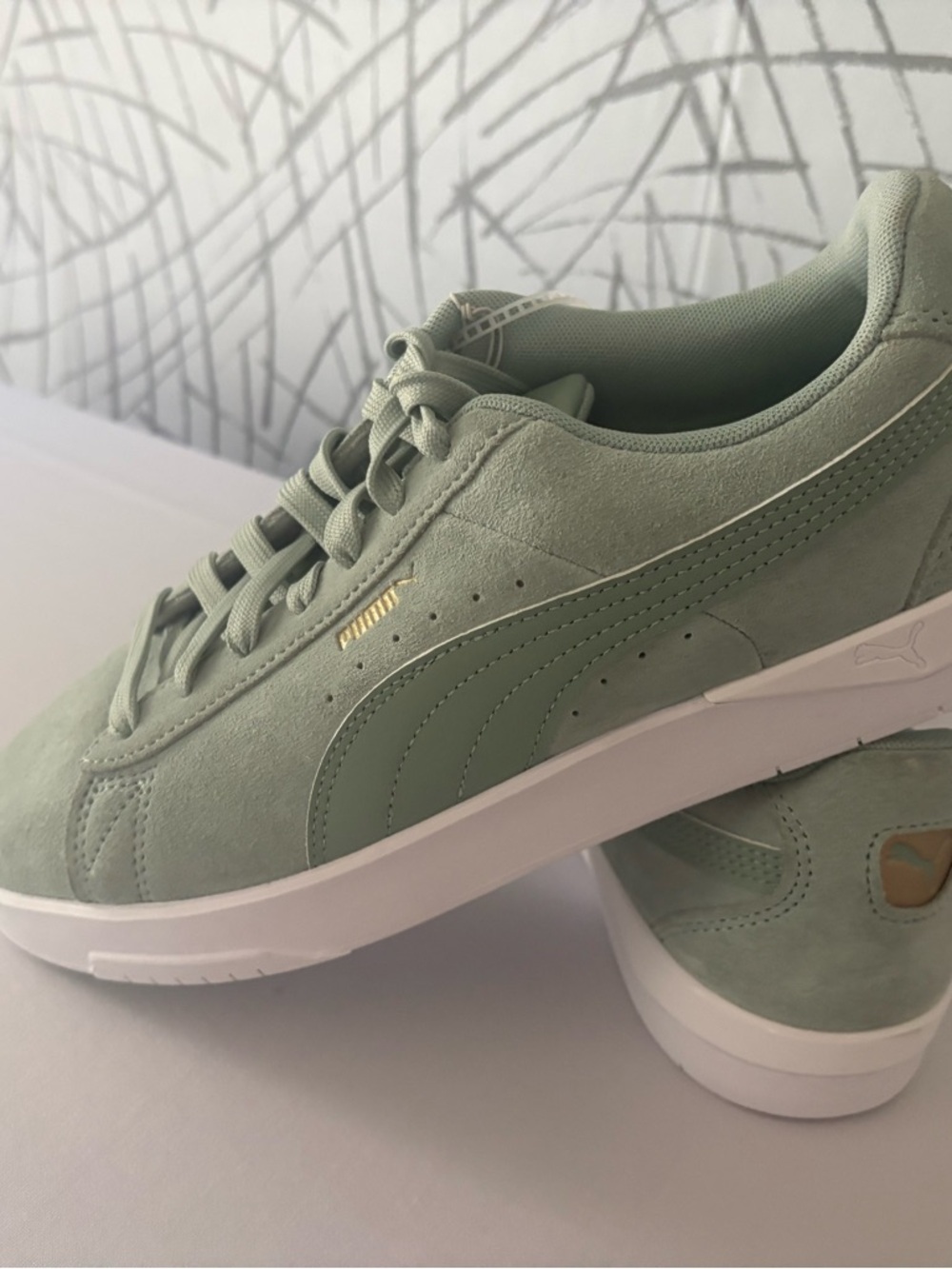 PUMA Vikky V3 Women's Wide Sneakers in a light green